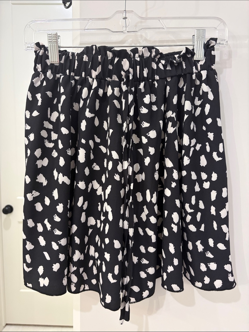 Black & White Printed A-Line Skort